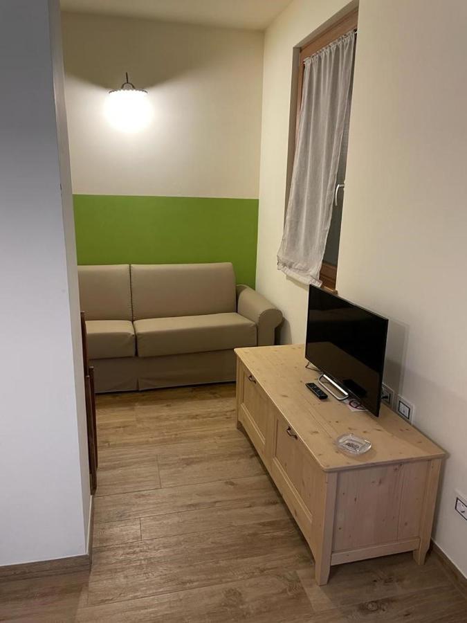 Residence Elettra Crone Bagian luar foto