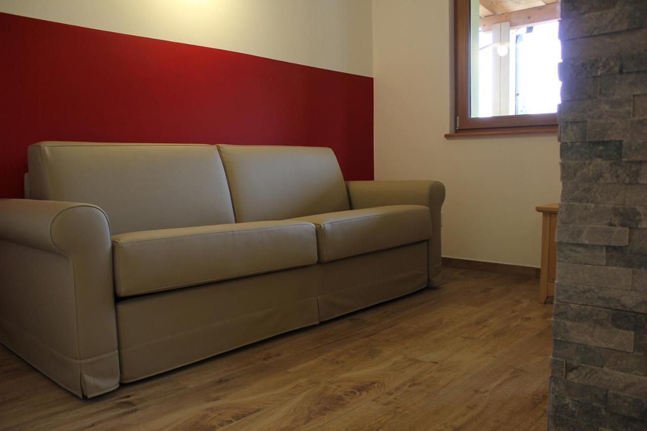 Residence Elettra Crone Bagian luar foto